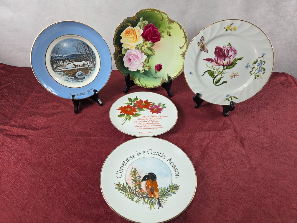 Vintage Christmas & Norman Rockwell Collector Plates