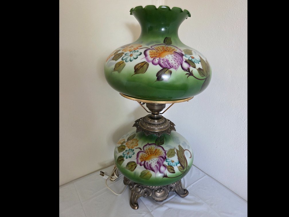 Gone with the Wind Style Parlor Lamp