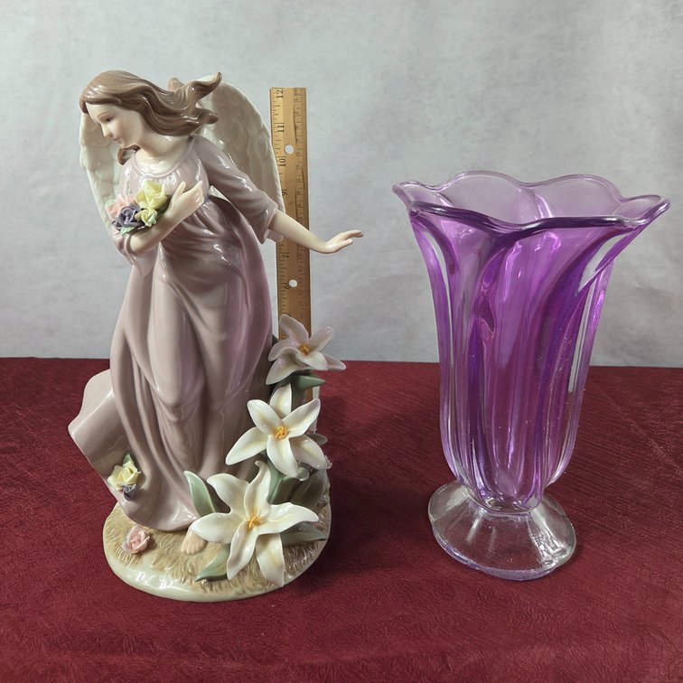 Teleflora Art Glass Vase & Porcelain Figurine