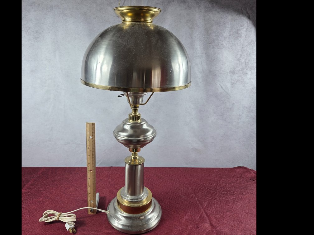 Metal Dome Table Lamp