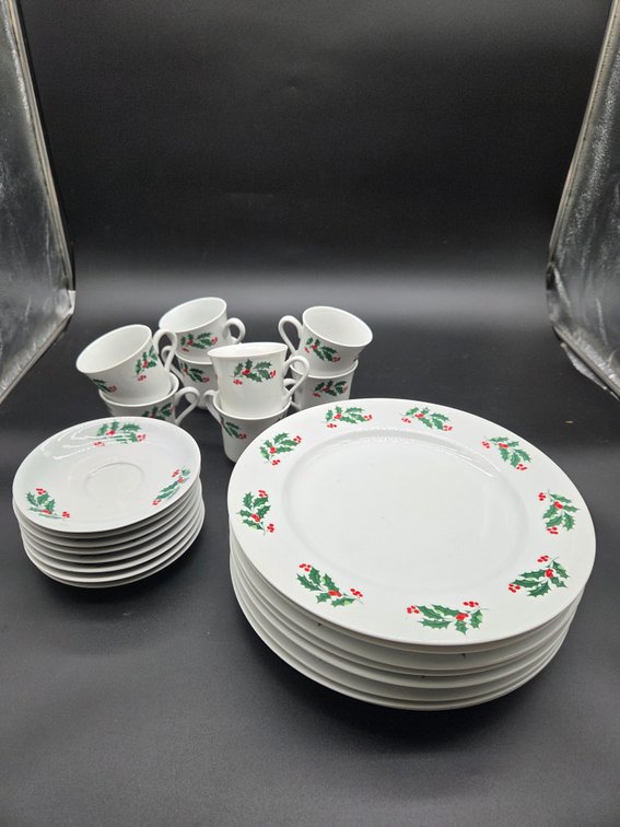 Holly and Berry Pattern Ceramic Dinnerware Set