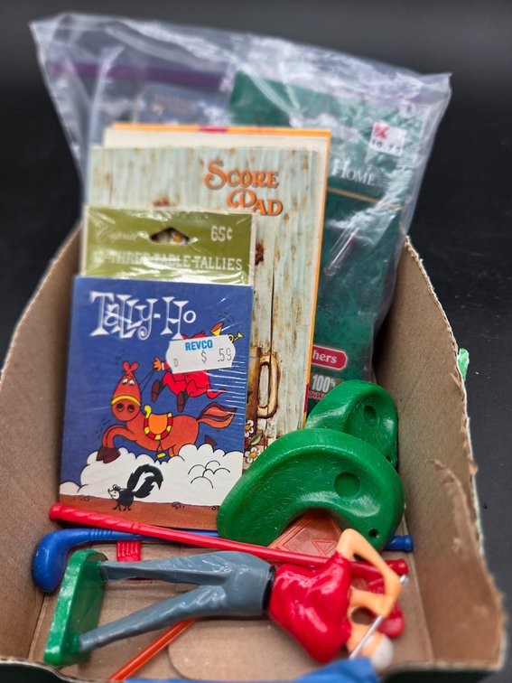 Miniature Golf Pieces, Score Pads, and Light Flashers