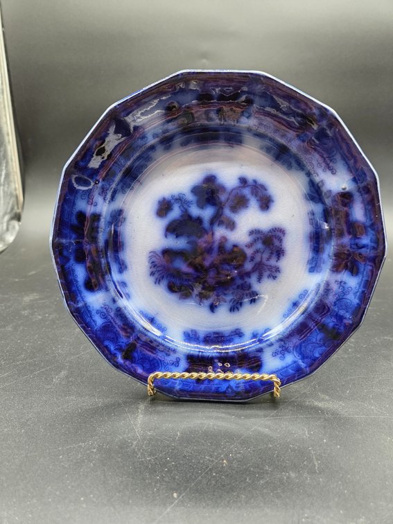E. Challinor "Shell" Flow Blue Ceramic Plate