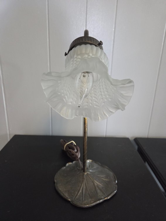 Cast Metal Lily Pad Desk Lamp with Frosted Ruffled Shade
