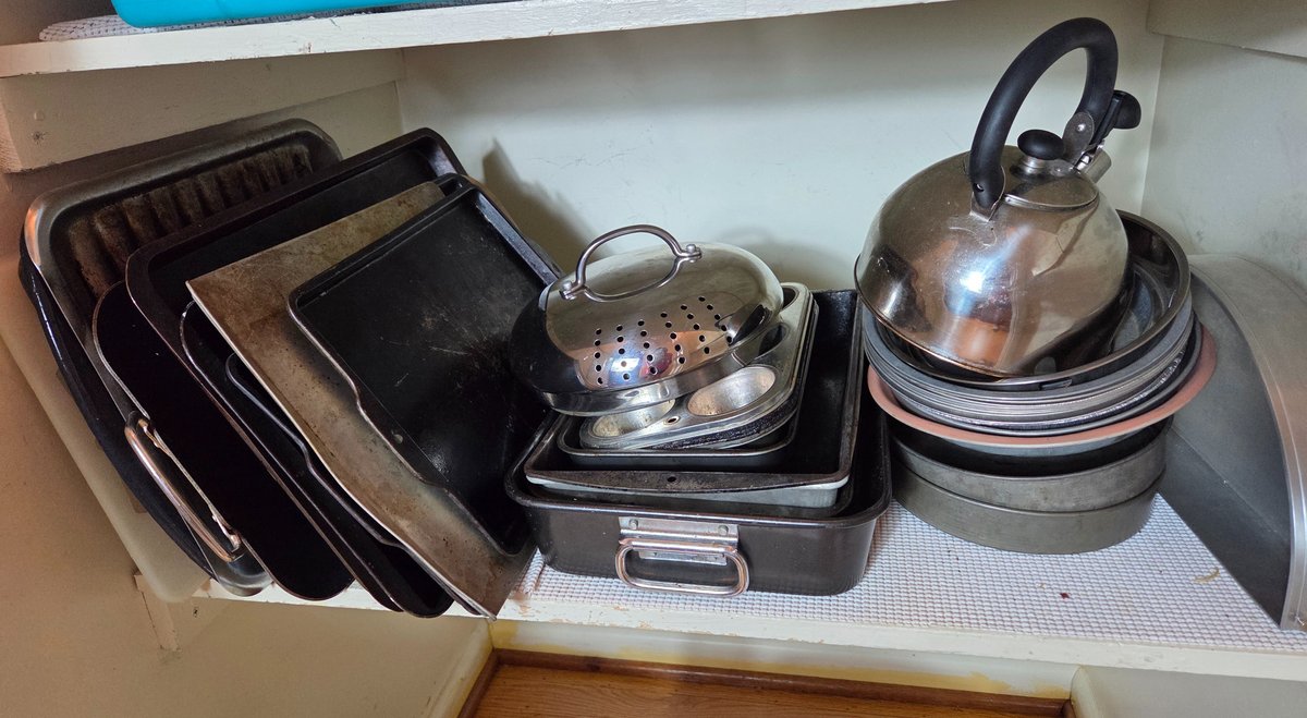 Stainless Steel Tea Kettle, Baking Sheets, and Roasting Pans