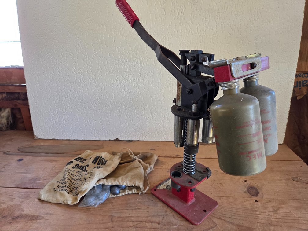Shotshell Reloading Press and Lead Weights