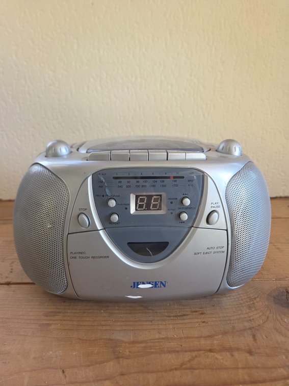 Jensen Portable CD Radio Cassette Boombox