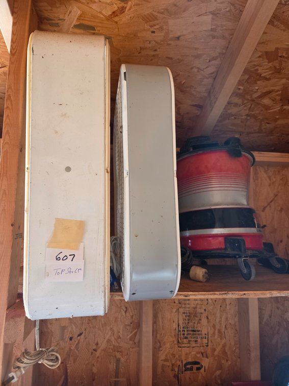 5 Gallon Wet/Dry Vacuum and Two Electric Box Fans