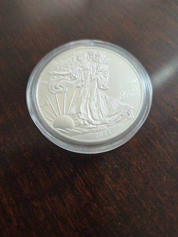 2011 American Silver Eagle 1 oz Fine Silver Dollar Coin