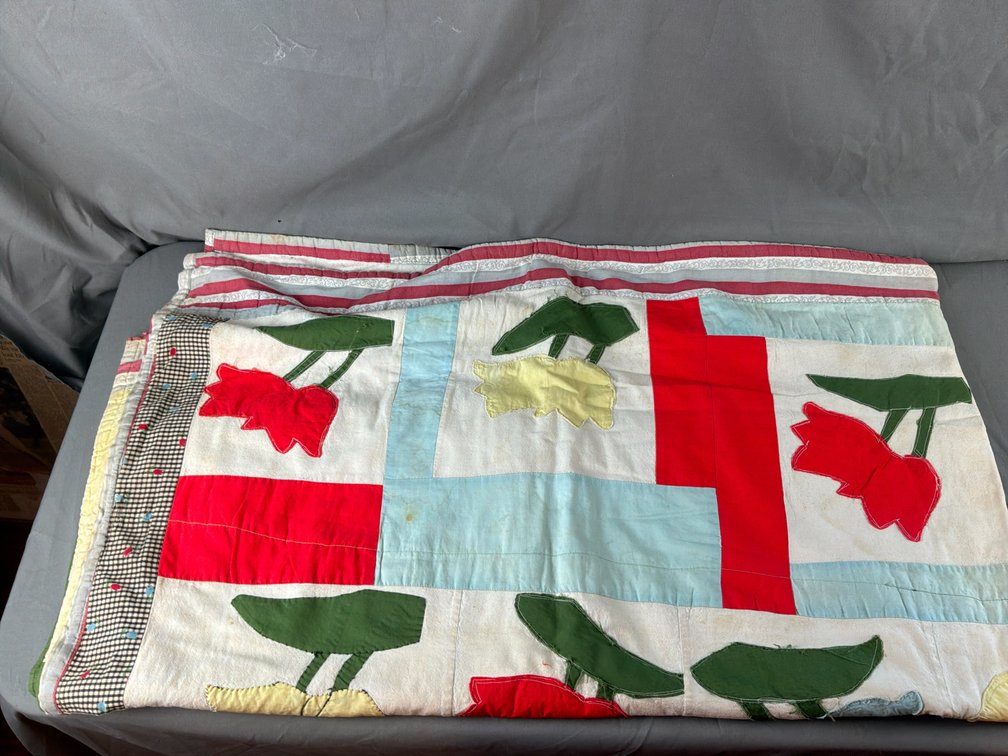 Patchwork and Applique Floral and Fruit Quilt