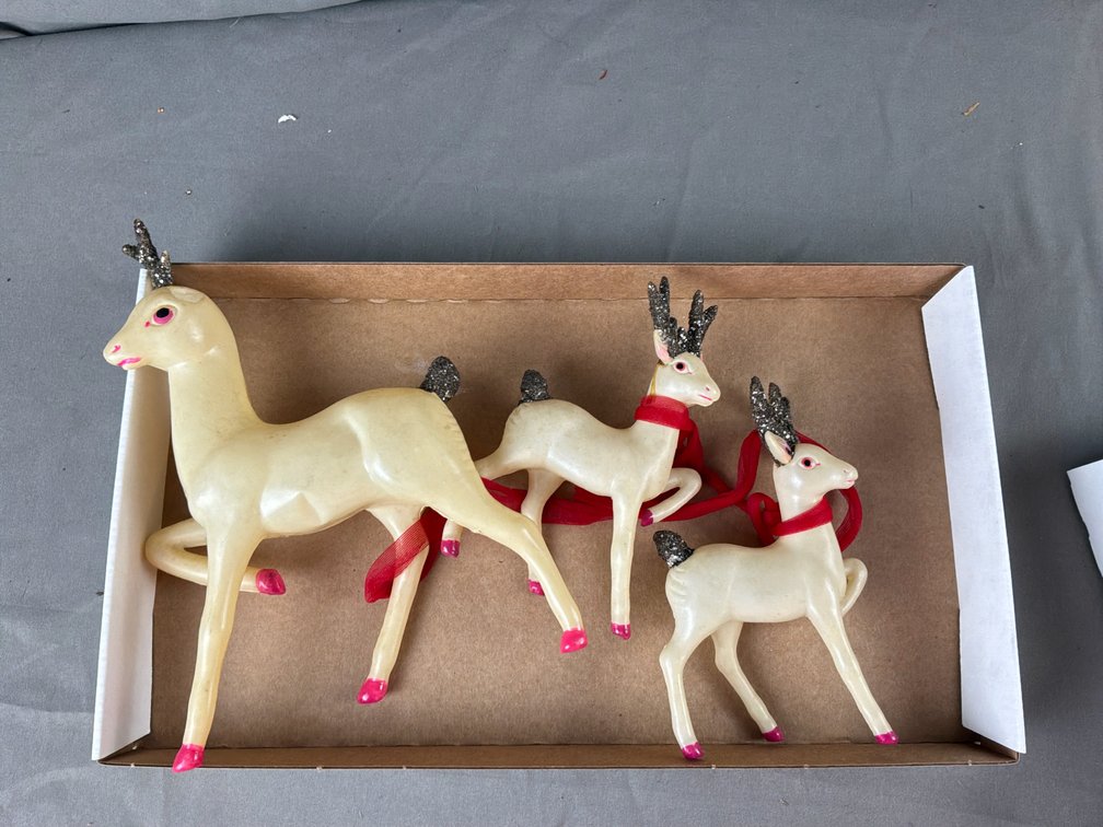 Graduated Molded Plastic Reindeer Figurines