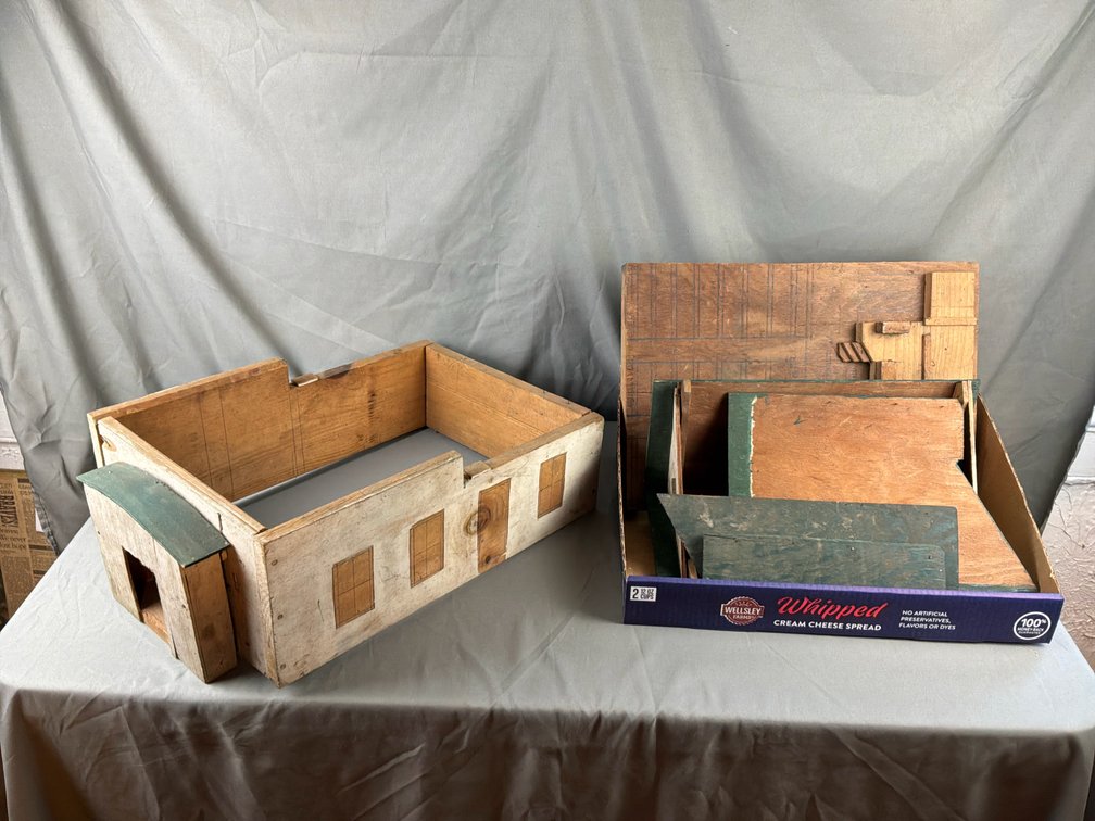 Handmade Wooden Model Building Structure and Parts