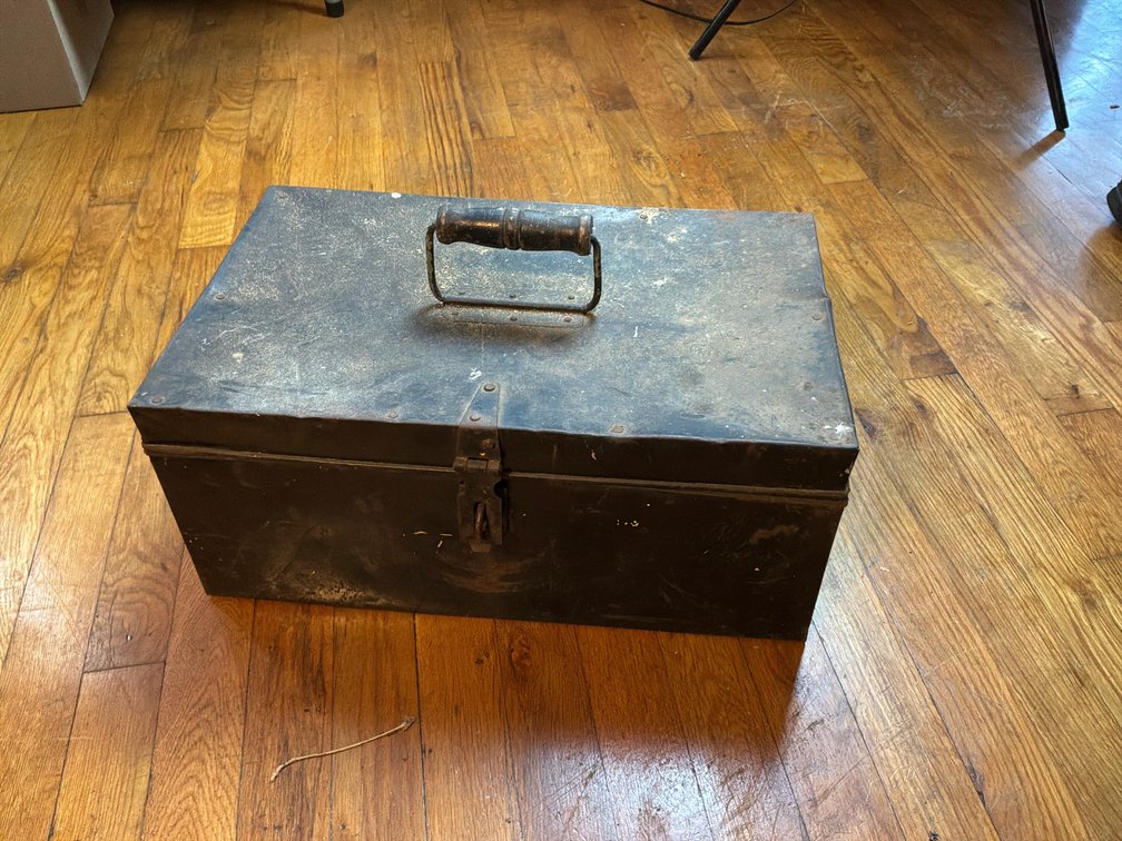 Metal Toolbox with Removable Compartment Tray