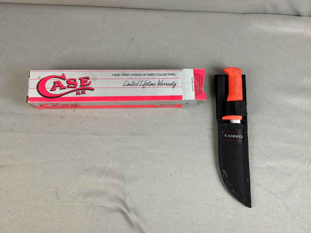 Case XX Fixed Blade Knife with Sheath and Box