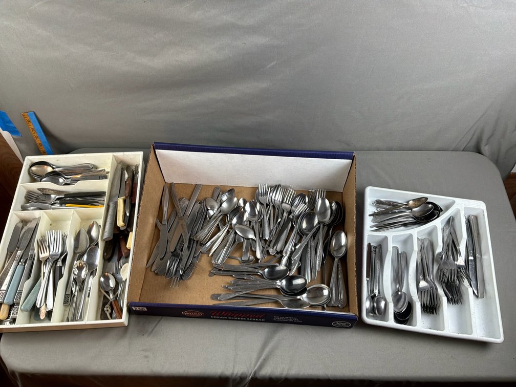 Flatware, Cutlery, and Drawer Organizer Trays