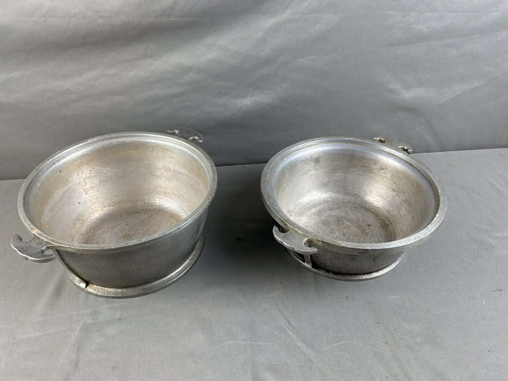 Guardian Service Cast Aluminum Round Cookware Pots