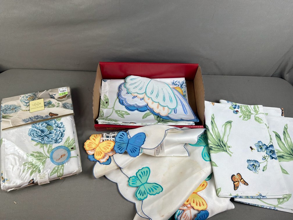 Floral Tablecloth, Placemats, and Embroidered Linens