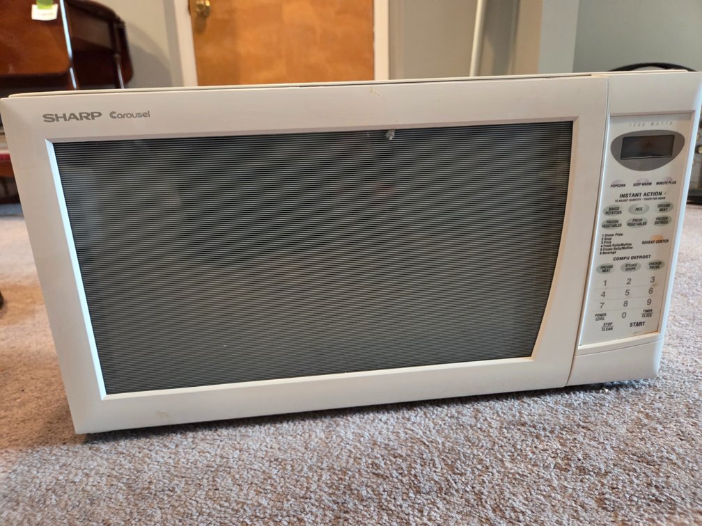 Sharp Carousel R-510EW Countertop Microwave Oven