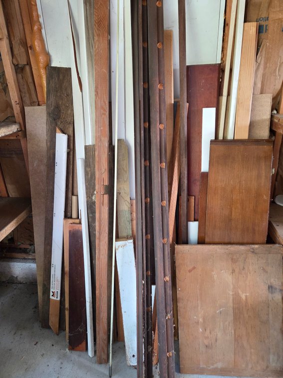 Wood Molding, Trim, Lumber Boards, and MDF Panels