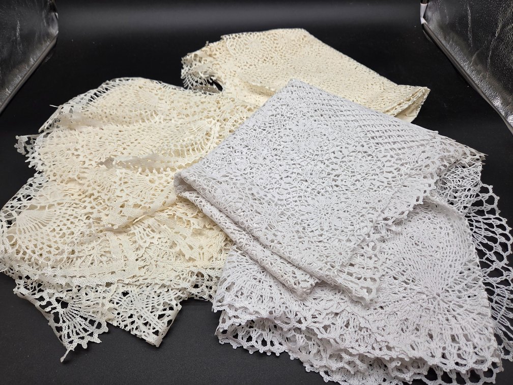 Plastic Table Runners