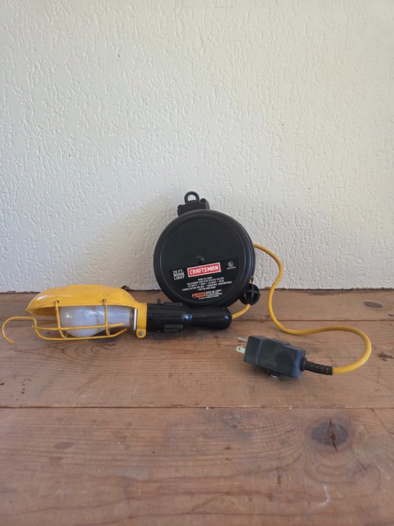 Craftsman 83855 20 Ft Retractable Cord Reel Work Light