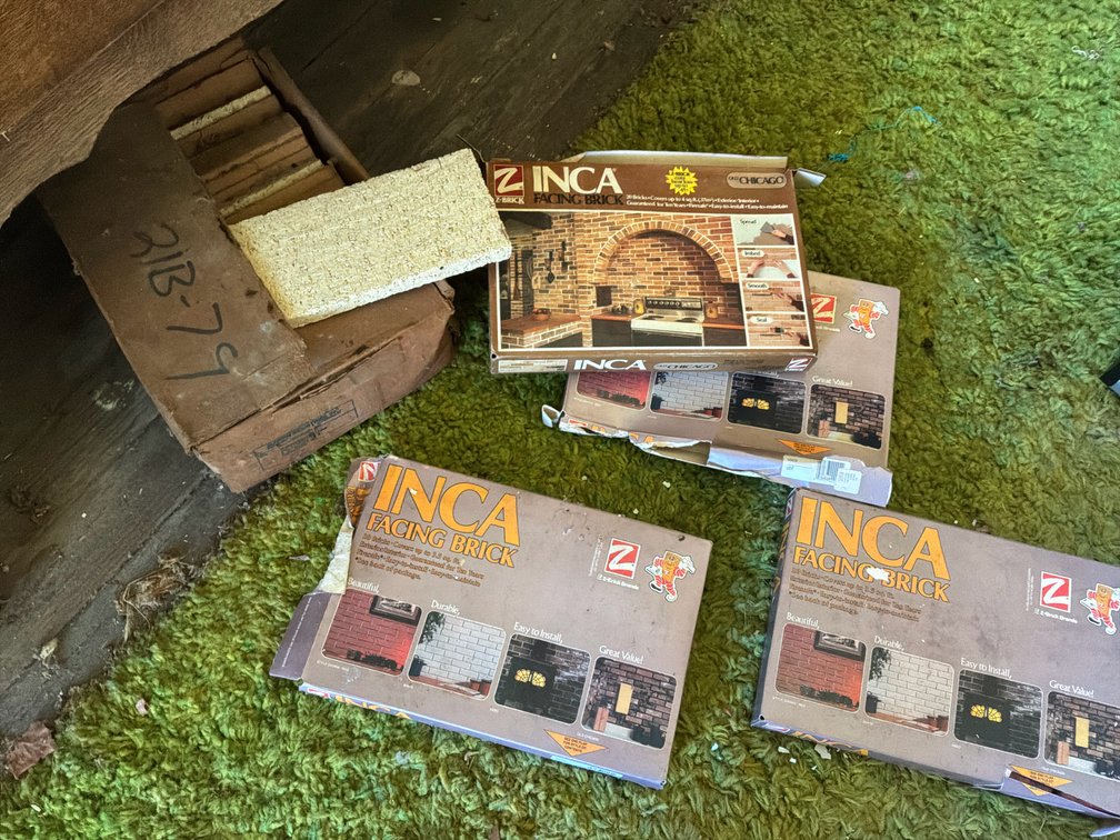 Facing Brick Veneer Tiles and Fire Brick