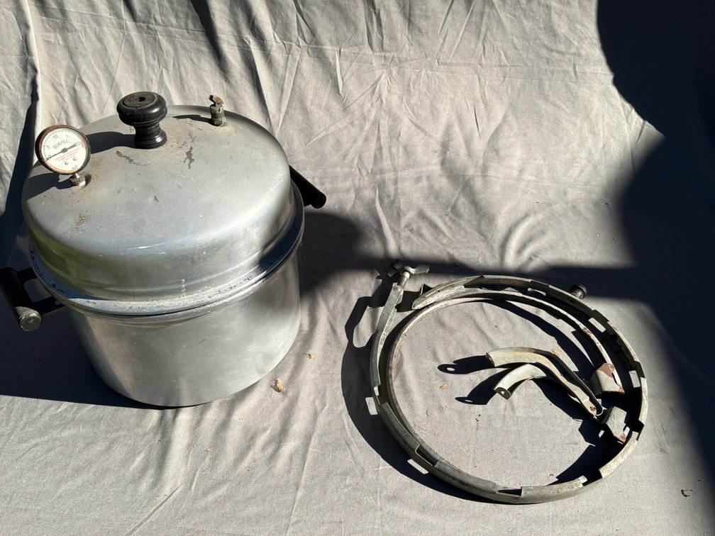 Burpee Aluminum Pressure Cooker Canner with Clamp Ring