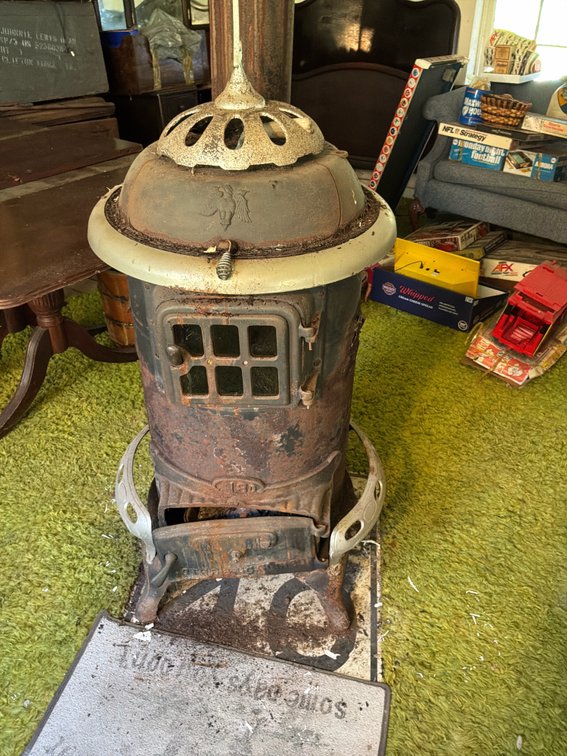 Loth's 18D Cast Iron Parlor Stove with Eagle Motif