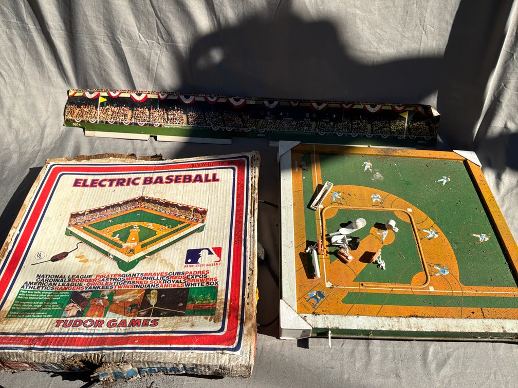 Tudor Games 560 Major League Electric Baseball Game