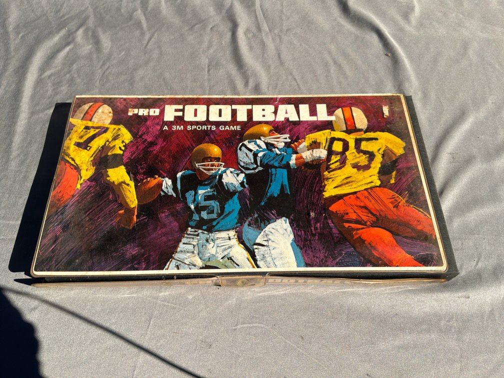 3M Pro Football Sports Game in Bookshelf Case