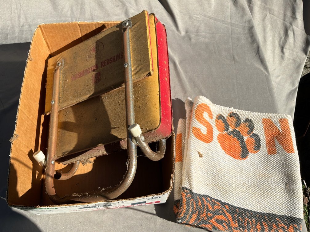 Folding Stadium Seat and Woven Paw Print Throw