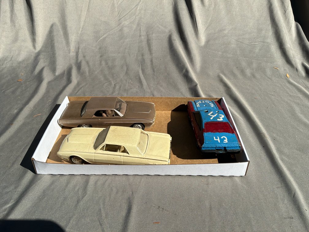 Plastic Coupe Model Cars and Toy Stock Car