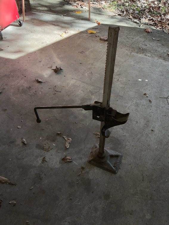 Steel Mechanical Ratchet Bumper Jack with Base