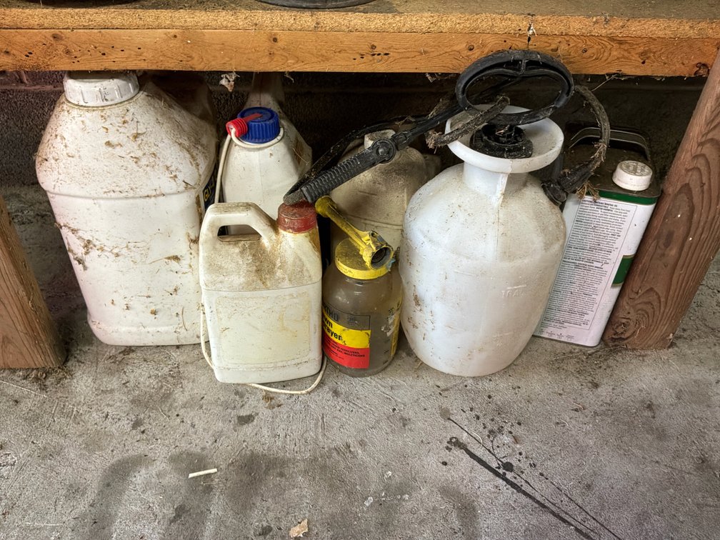 Weed Killer Containers, Garden Sprayers, and Deck Sealer