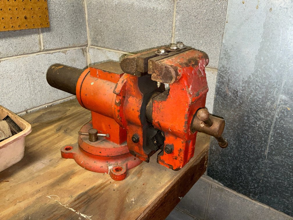 Swordfish Brand TBV-200 150mm Swivel Base Bench Vise