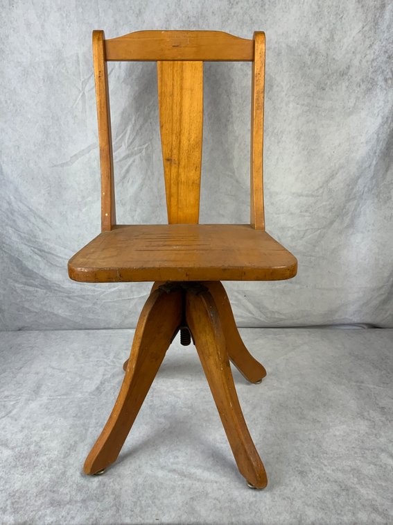 Maple Swivel Child-Size Stool