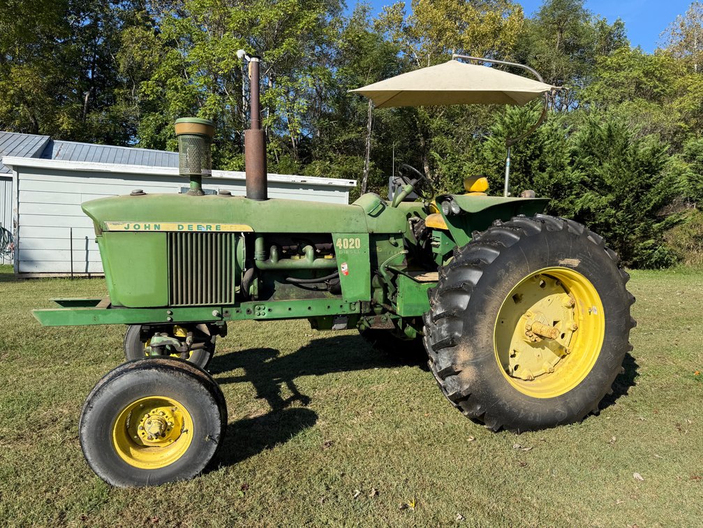 John Deere 4020