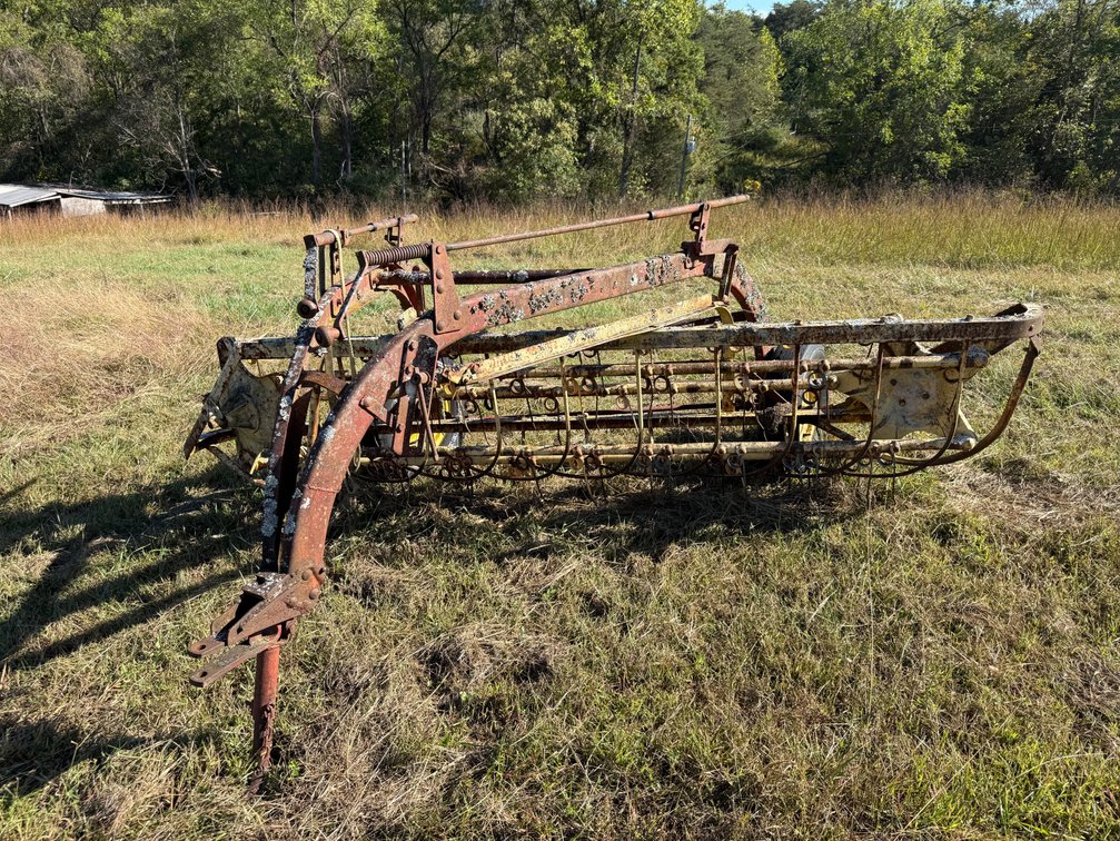 New Holland 56 Hay Rake 