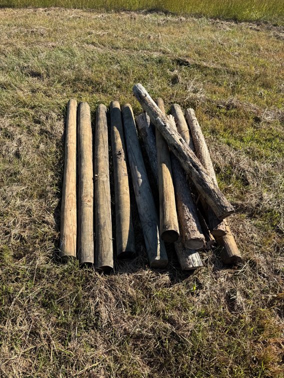 12 7’ Fence Post