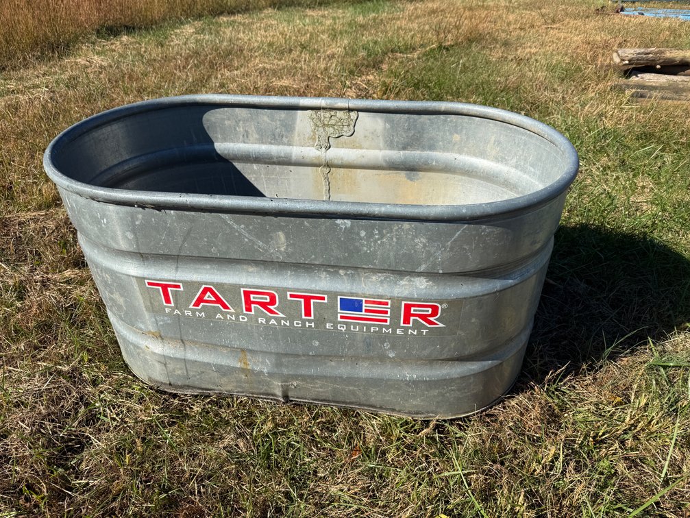 100 gallon galvanized watering trough