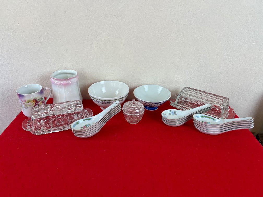 Ceramic and Glass Tableware