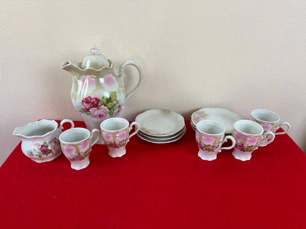 Leuchtenburg Porcelain Tea Set