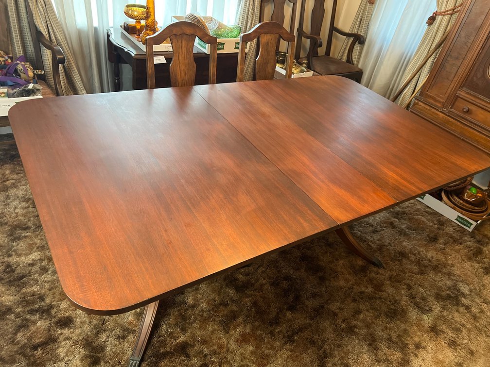 Mahogany Dining Table with 6 Chairs