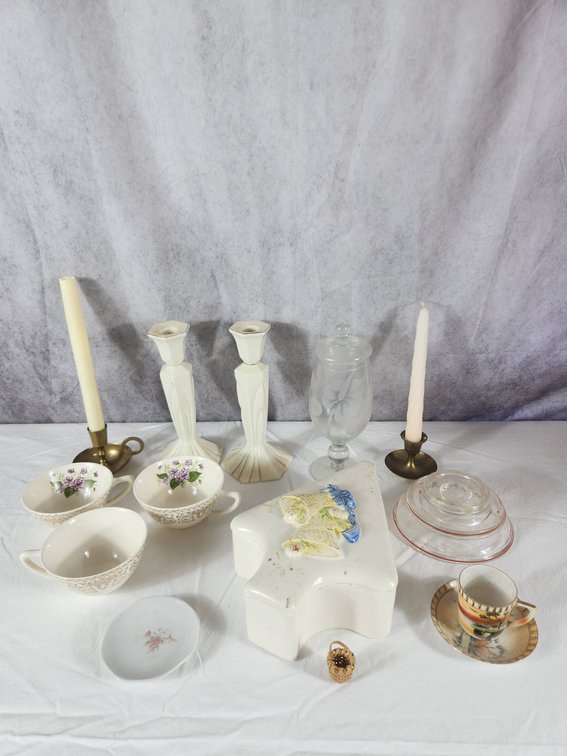 Lot with Candlesticks and Teacups