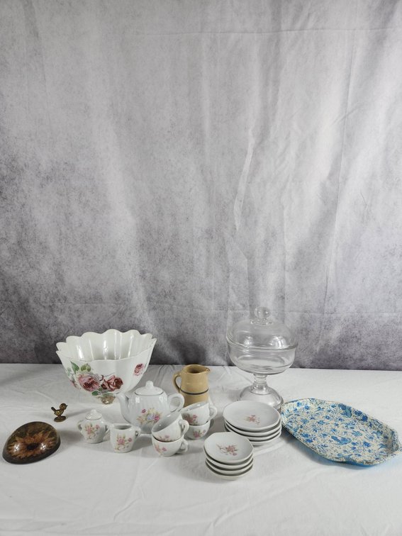 Lot: Tea Set, Compote, Brass Duck, More
