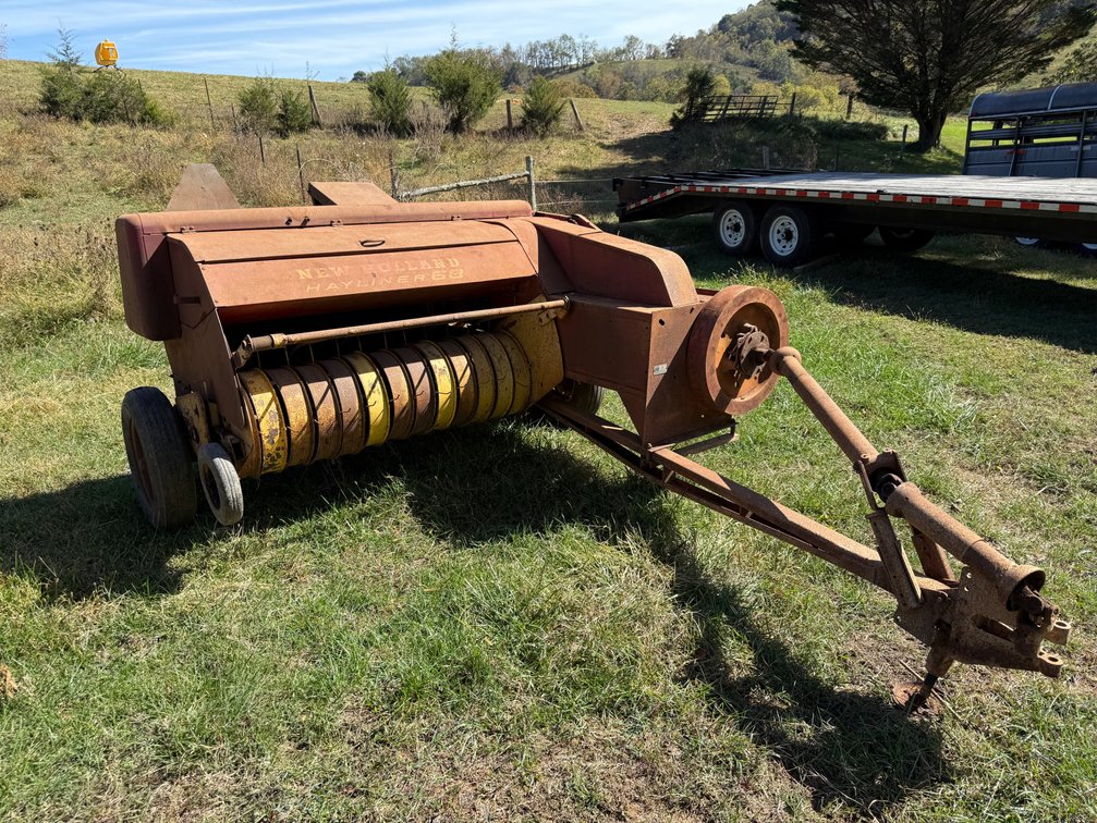 New Holland Model 68 Square Baler