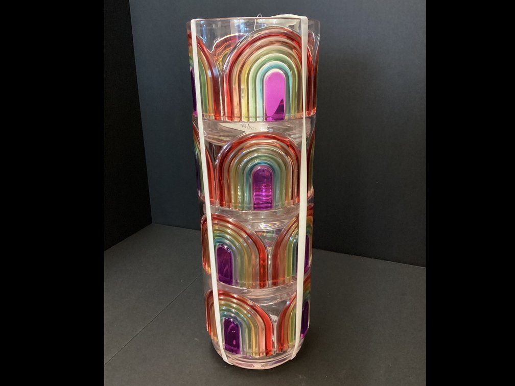 4 Rainbow Cups
