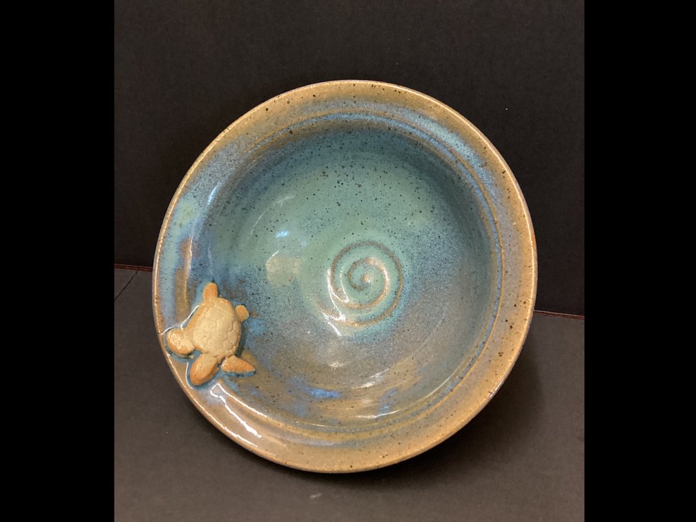 Pottery bowl (6”)