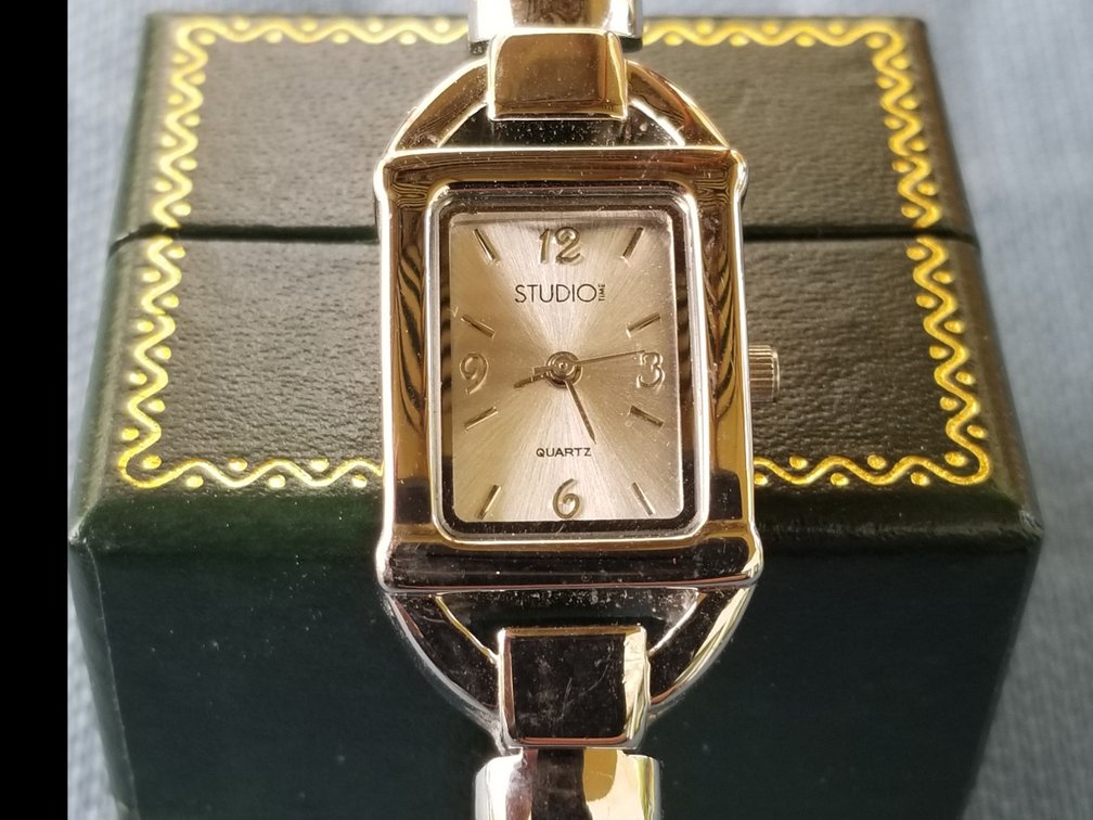 Ladies Studio Time Silver/Leather Wrist Watch