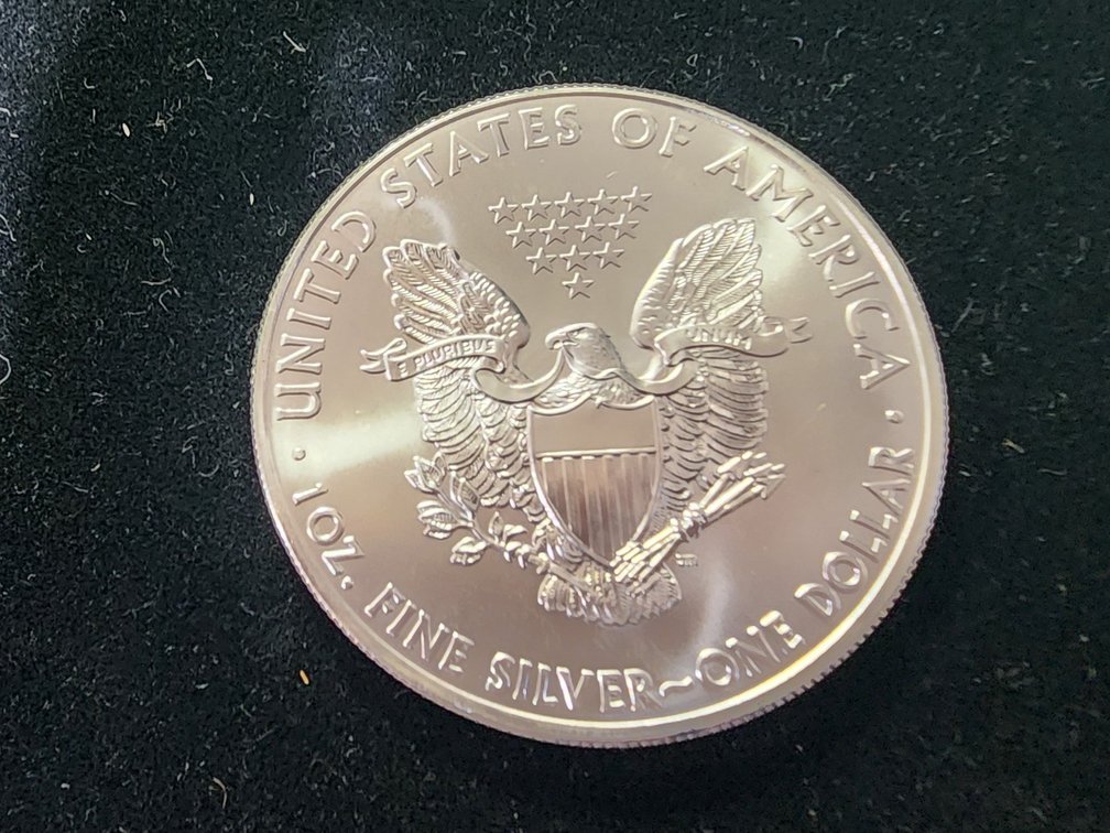 Uncirculated tube of 1 oz. Silver Eagles